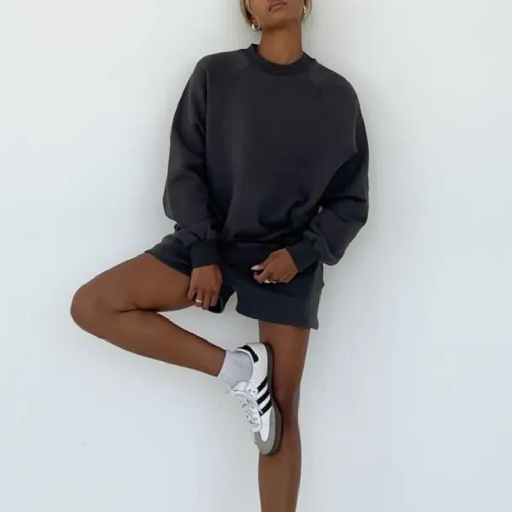 RUMORED Balance Sweatshort In Washed Black